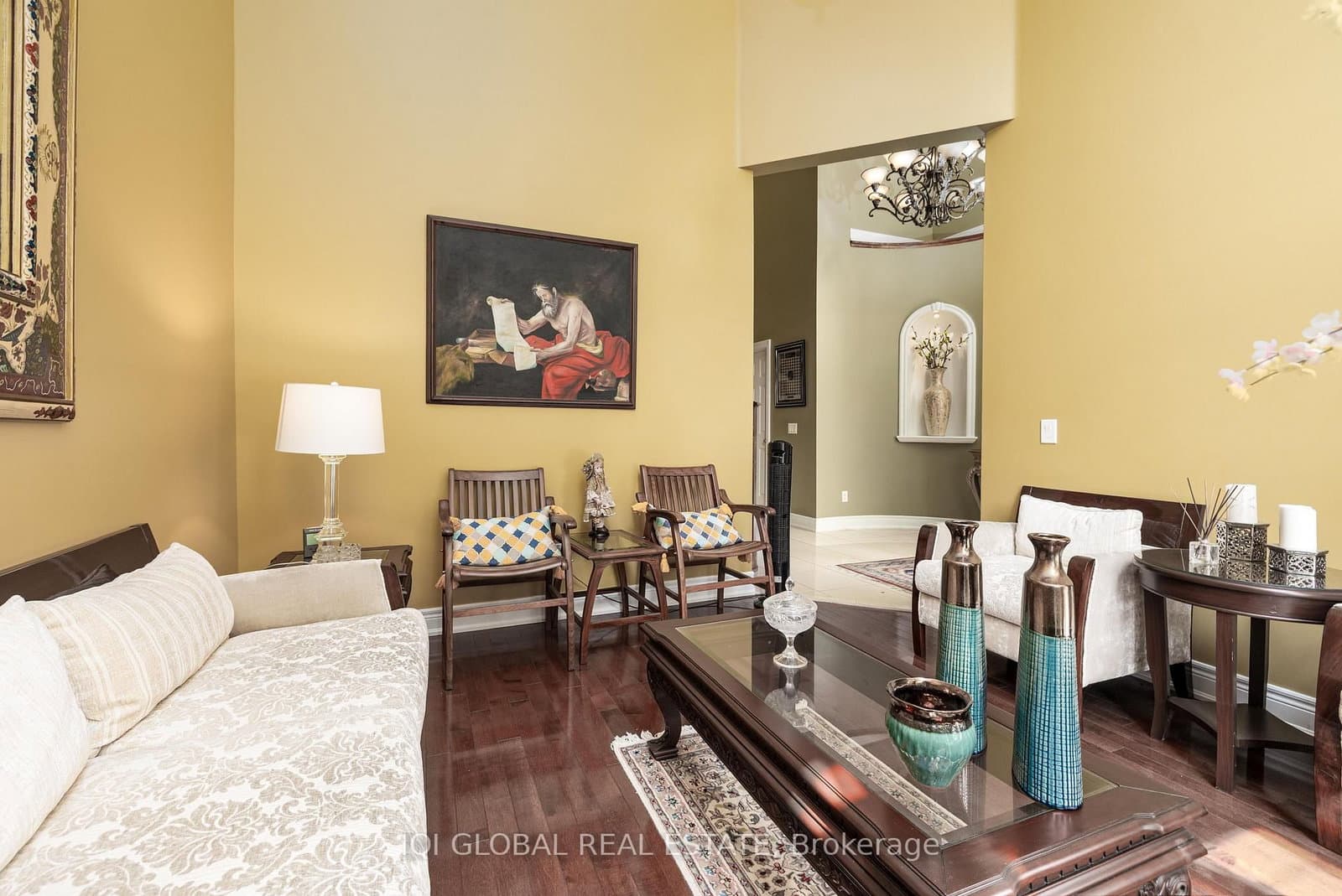 2395 Lyndhurst Drive thumbnail 14
