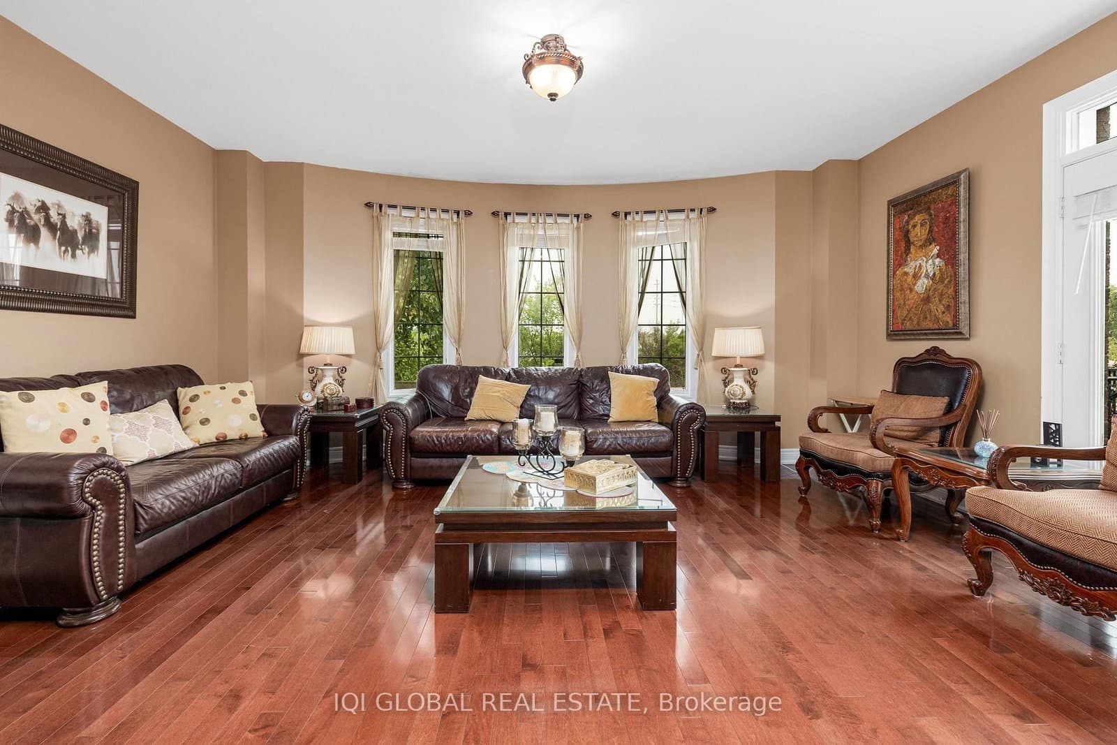 2395 Lyndhurst Drive thumbnail 33