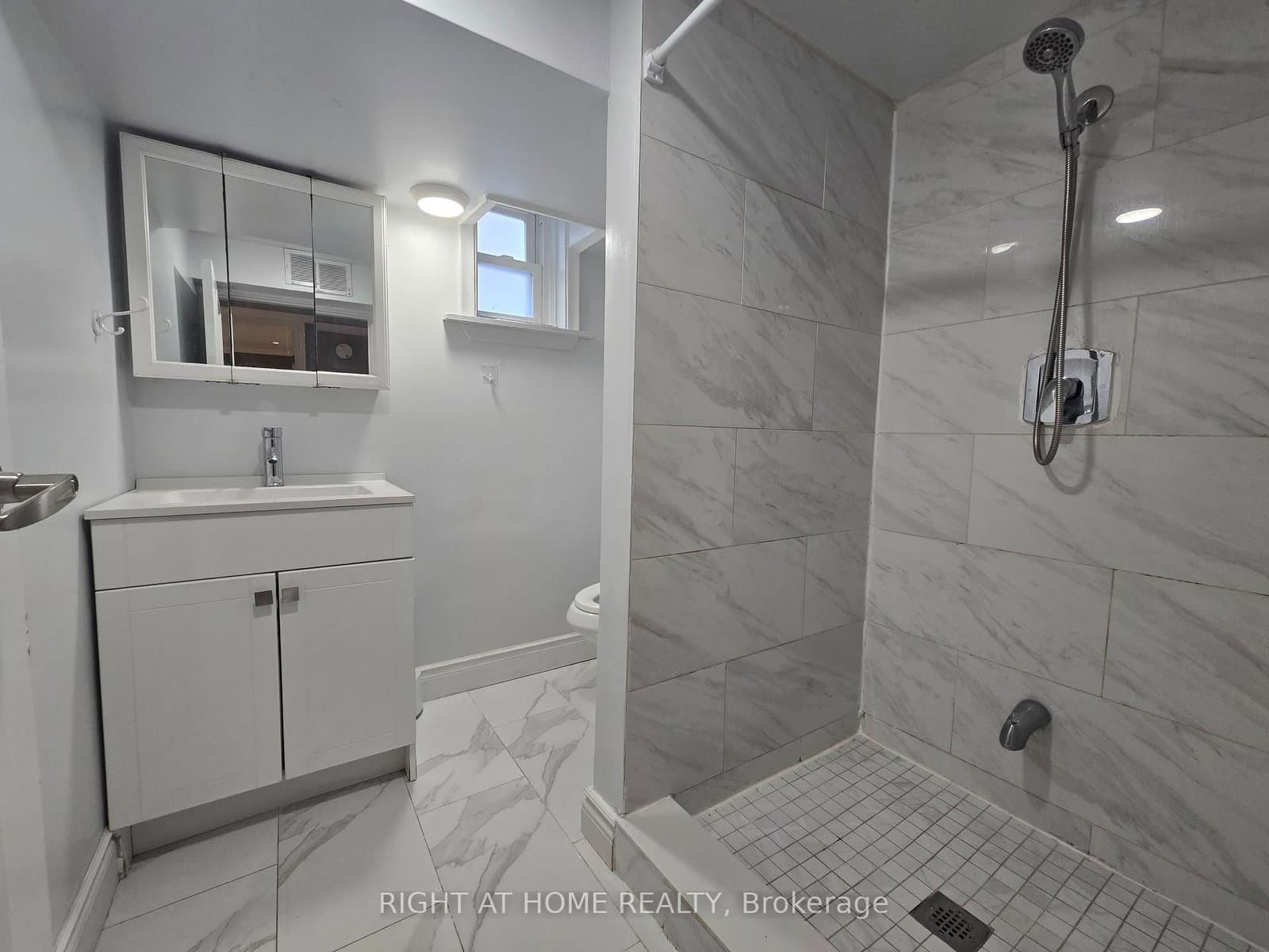 46 Haverson Boulevard, Unit Basement thumbnail 5