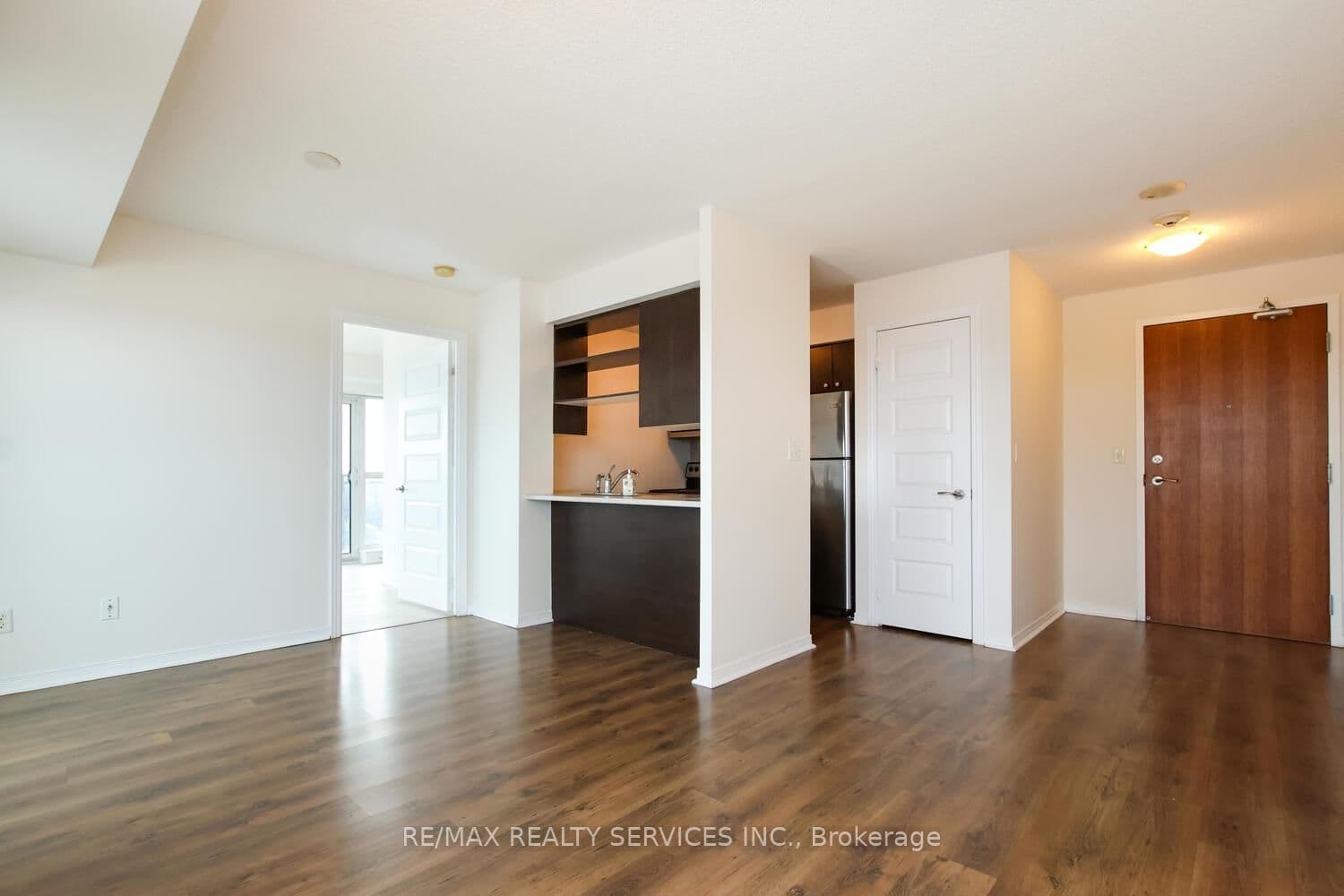 215 Queen Street E, Unit 1103 thumbnail 18