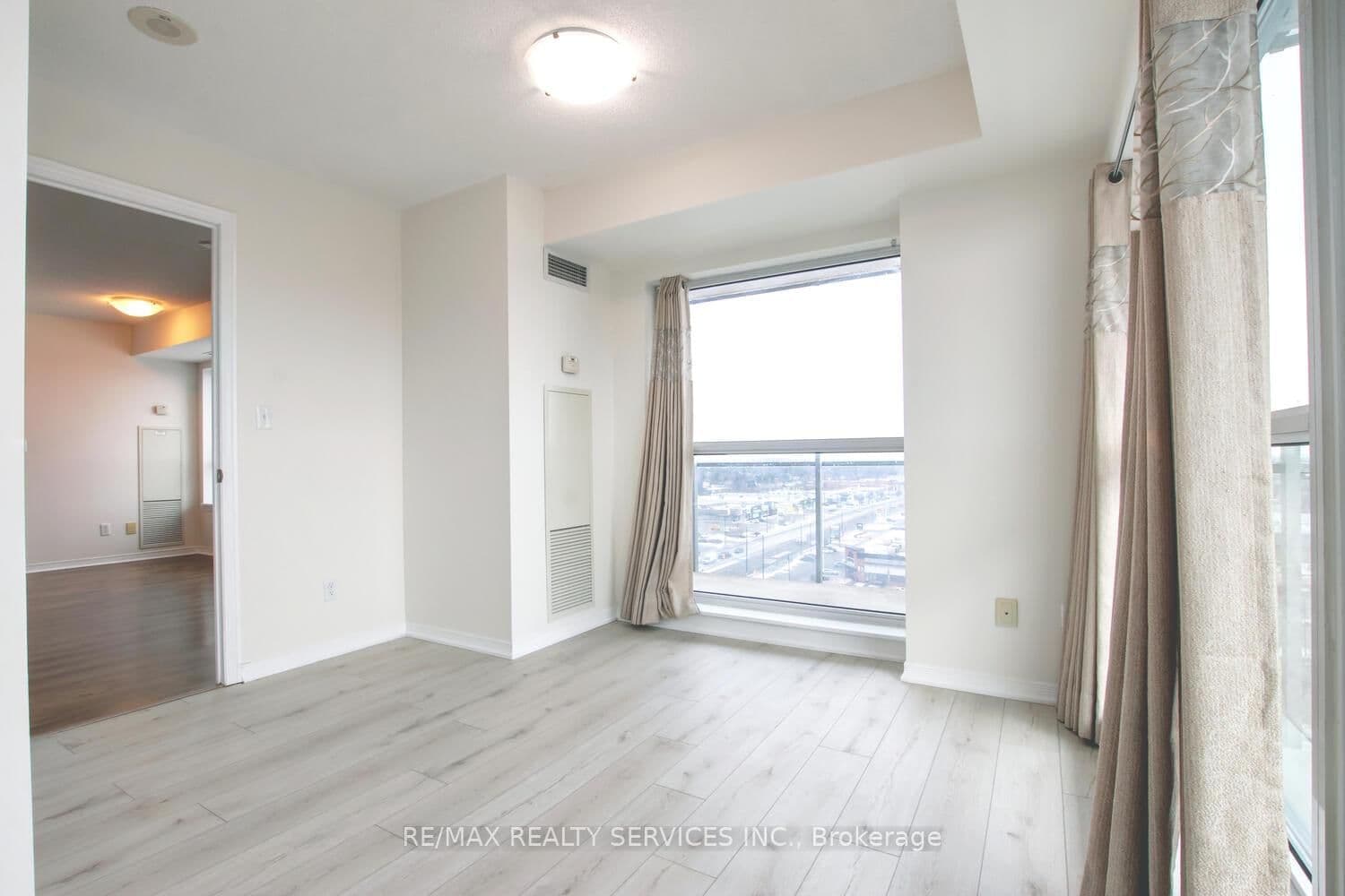 215 Queen Street E, Unit 1103 thumbnail 29
