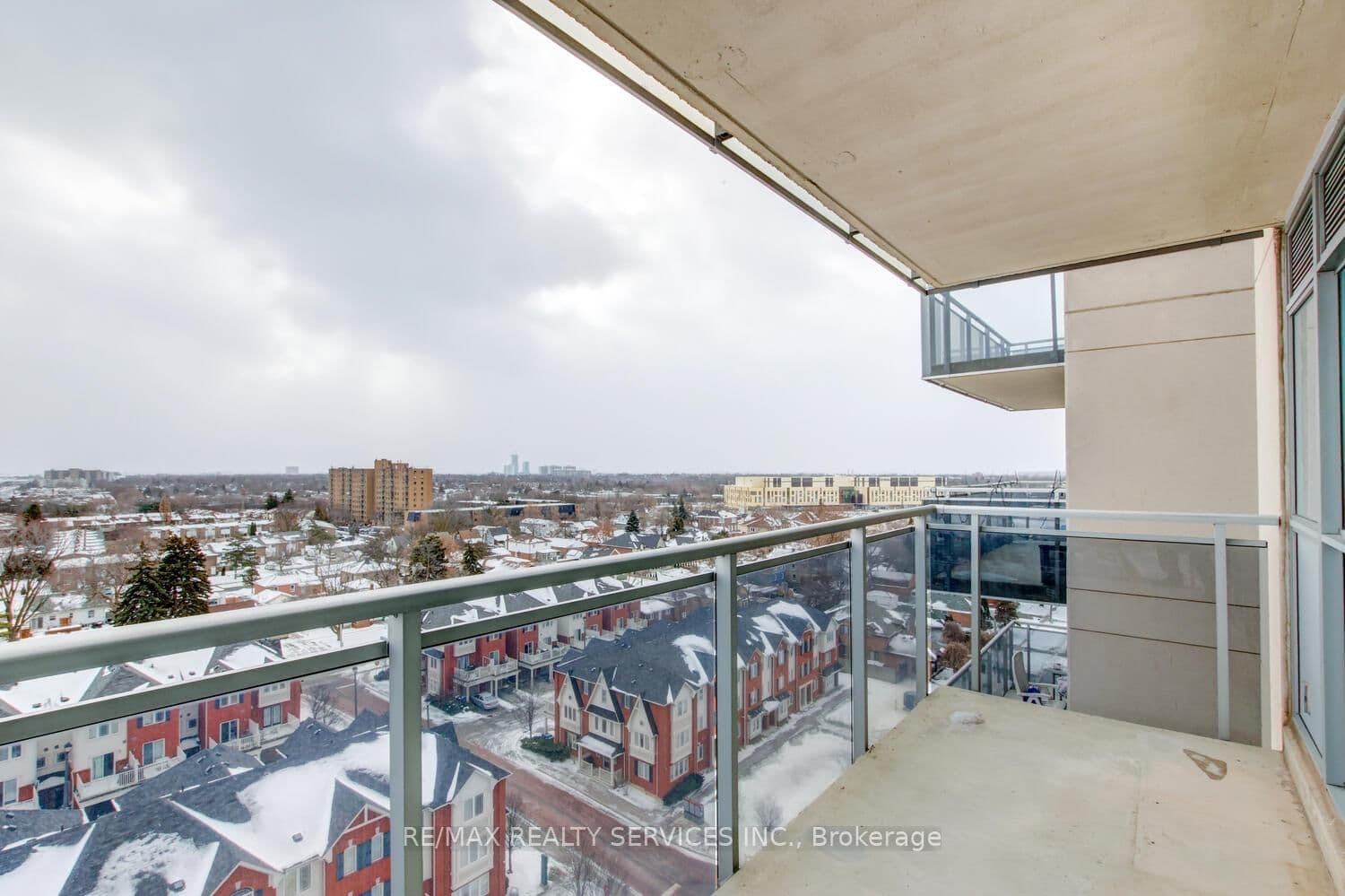 215 Queen Street E, Unit 1103 thumbnail 33