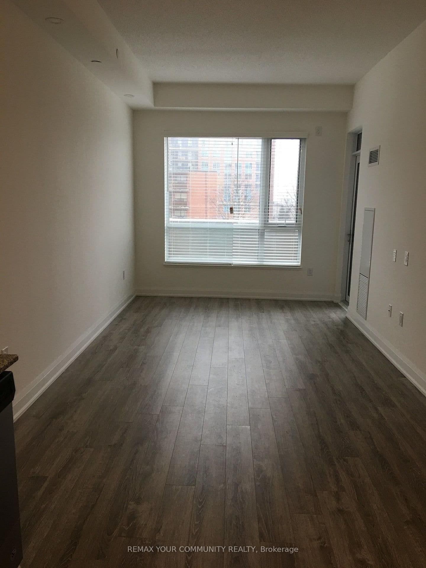 2800 Keele Street, Unit 216 thumbnail 5