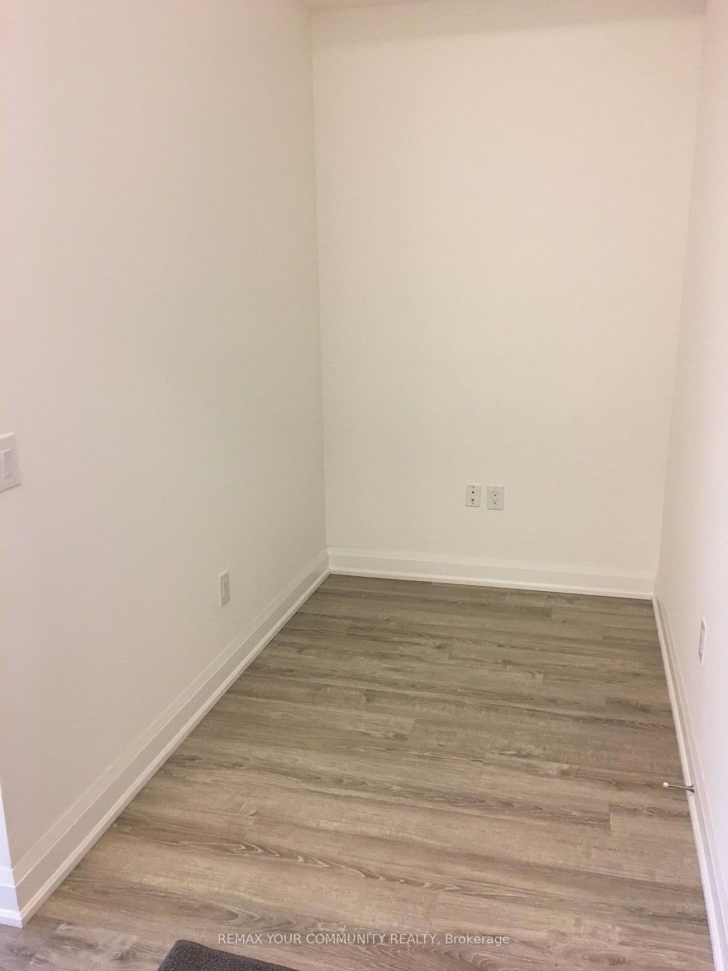 2800 Keele Street, Unit 216 thumbnail 8