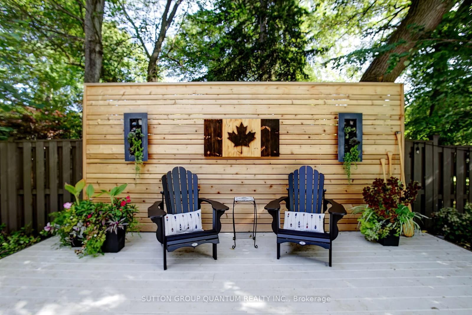 1391 Queen Victoria Avenue thumbnail 45