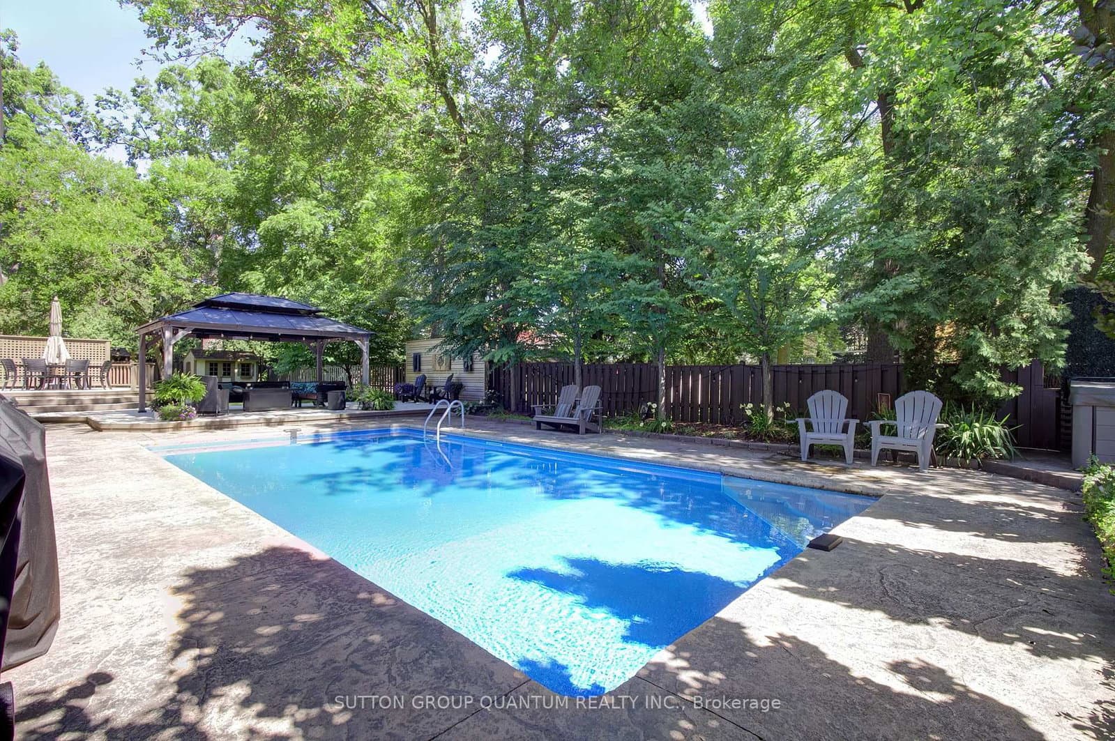 1391 Queen Victoria Avenue thumbnail 47