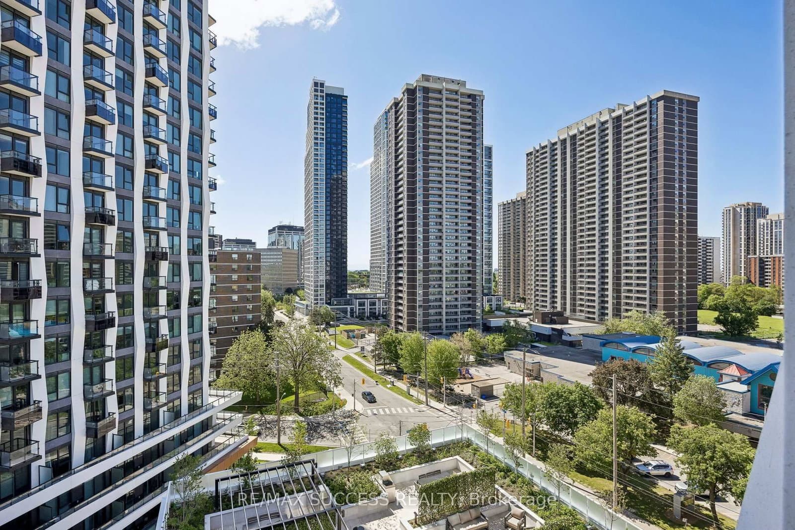 25 Cordova Avenue, Unit 904 thumbnail 33