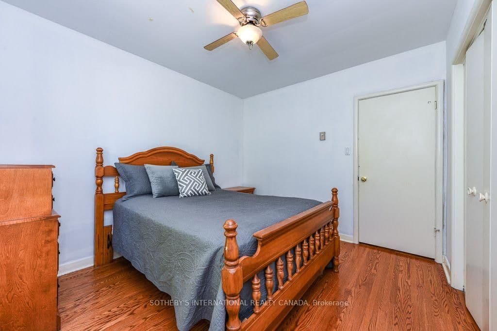 31 Queensborough Crescent thumbnail 29