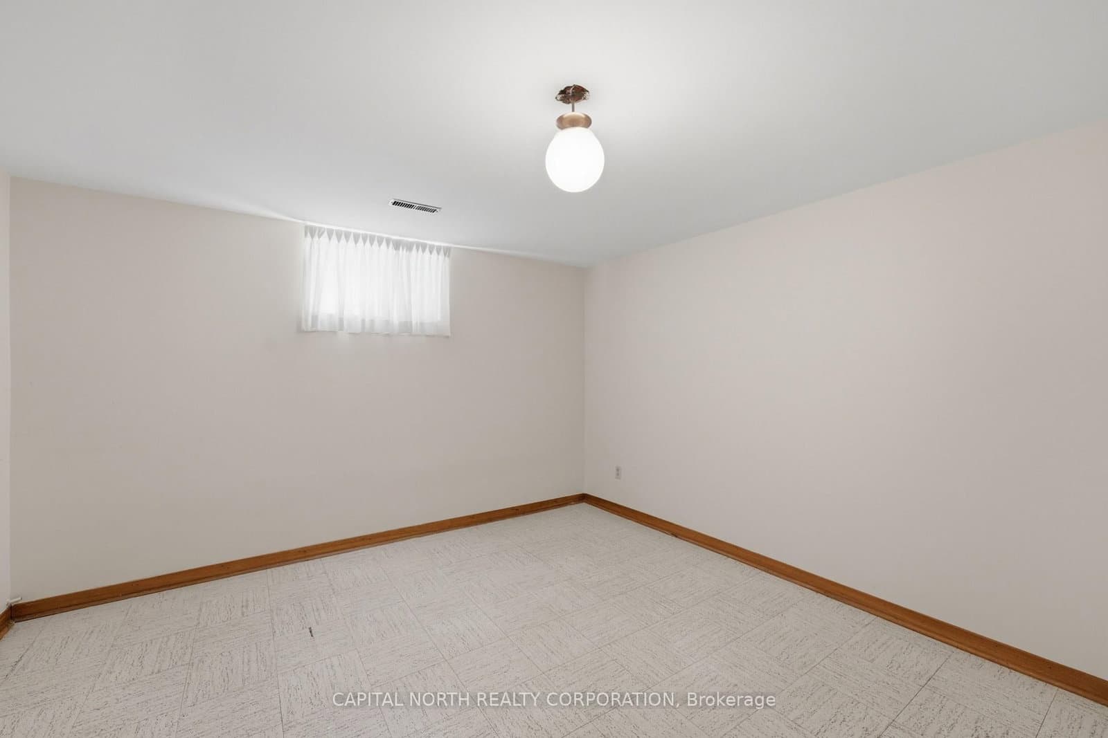 21 Maryhill Drive thumbnail 36