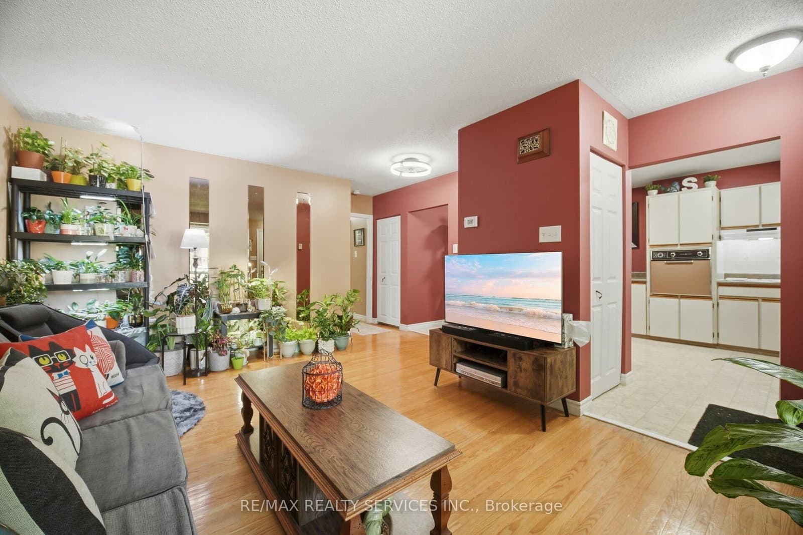 15 Ferndale Crescent thumbnail 10