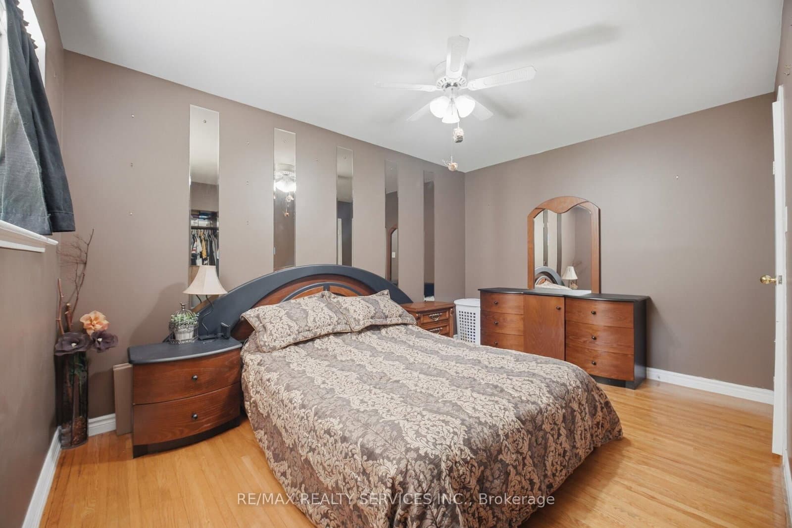 15 Ferndale Crescent thumbnail 19
