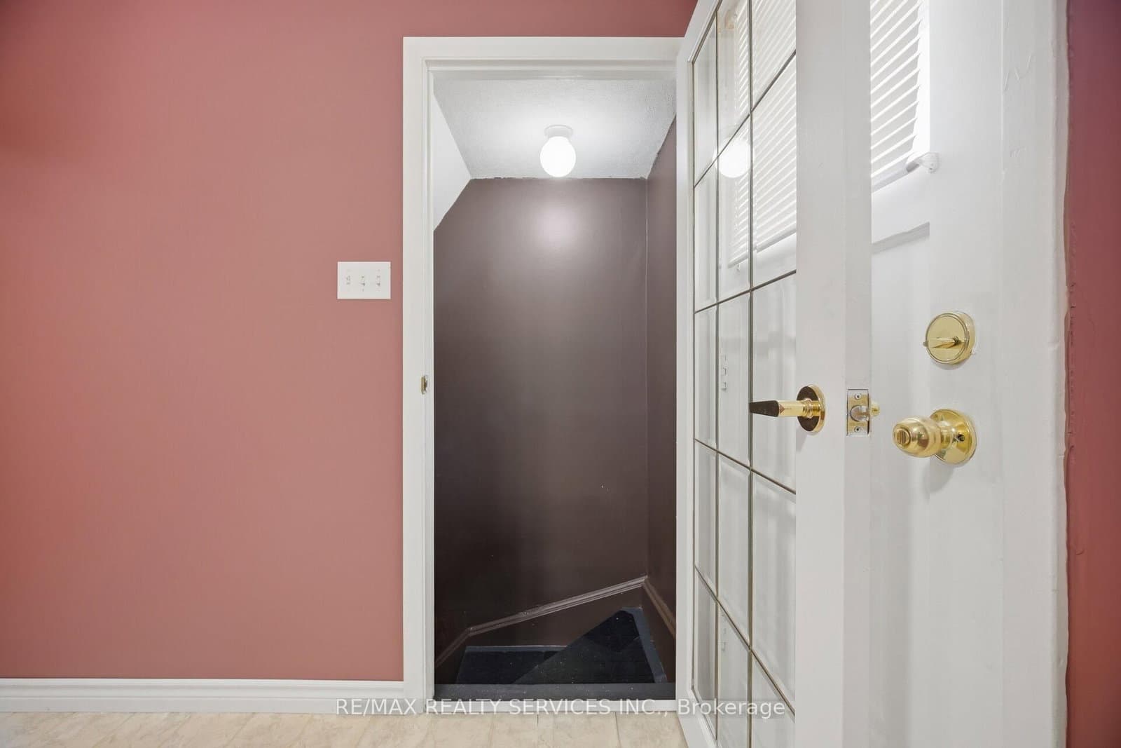 15 Ferndale Crescent thumbnail 26