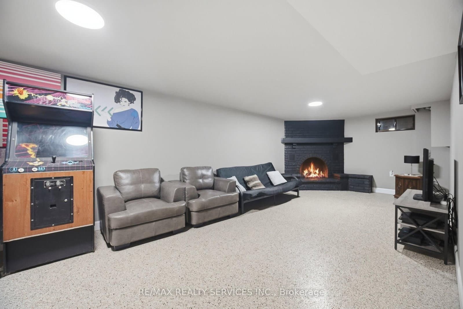 15 Ferndale Crescent thumbnail 29