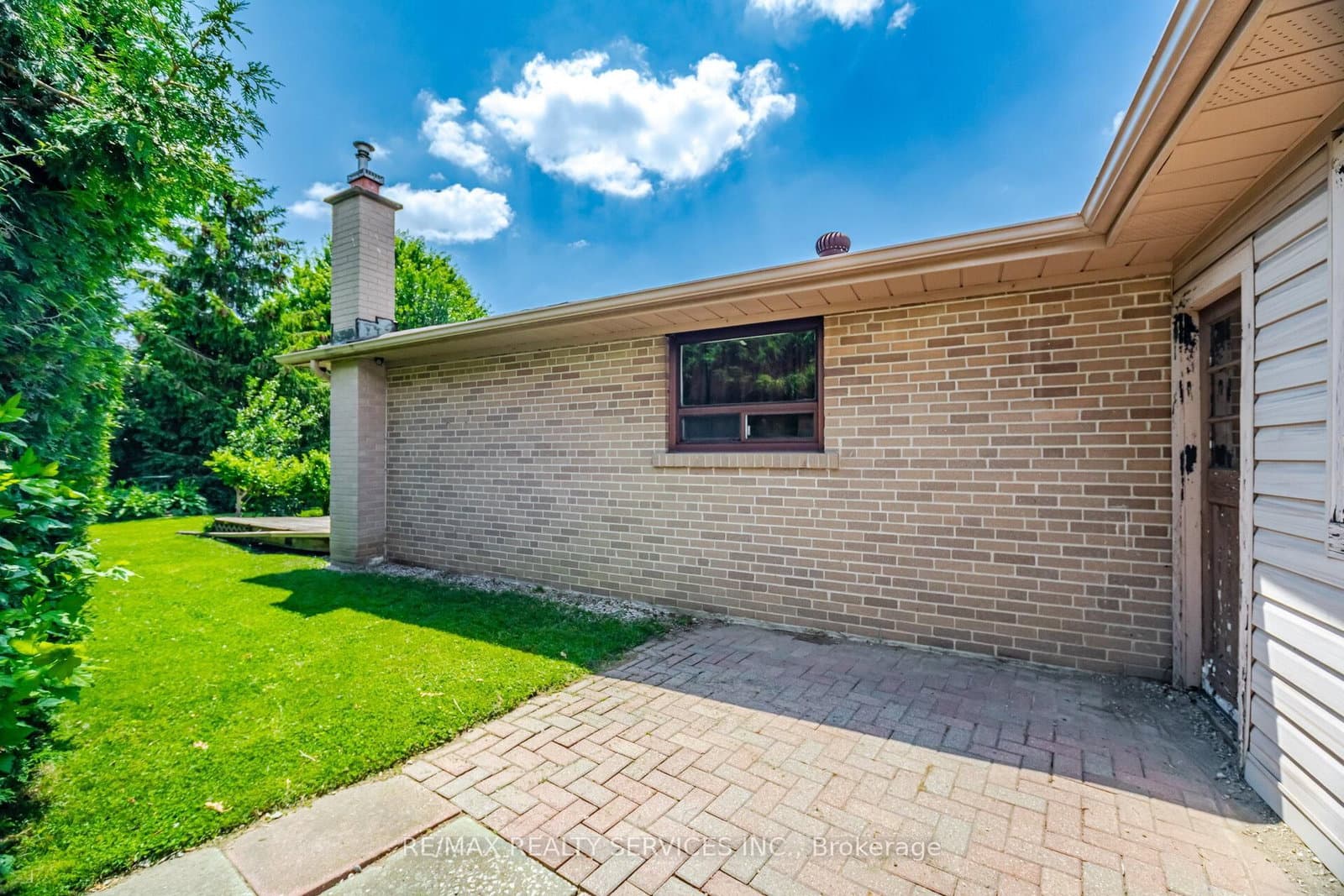 15 Ferndale Crescent thumbnail 34