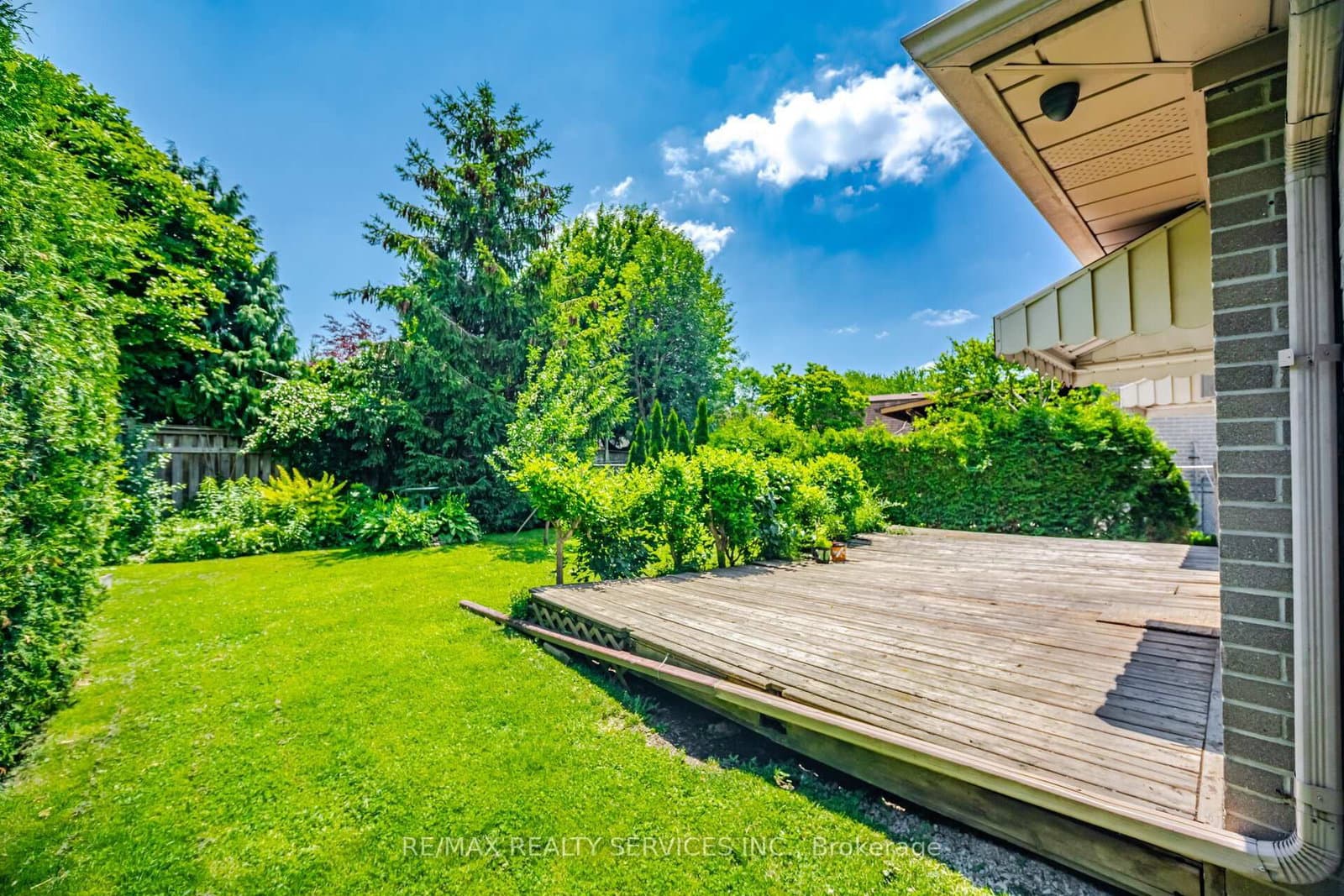 15 Ferndale Crescent thumbnail 37