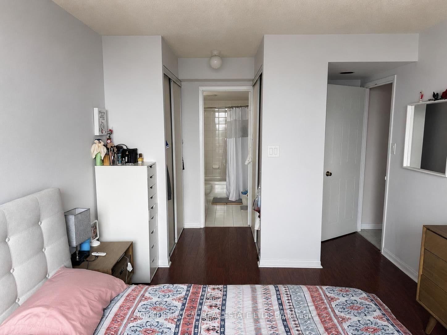 3 Hickory Tree Road, Unit #1402 thumbnail 11