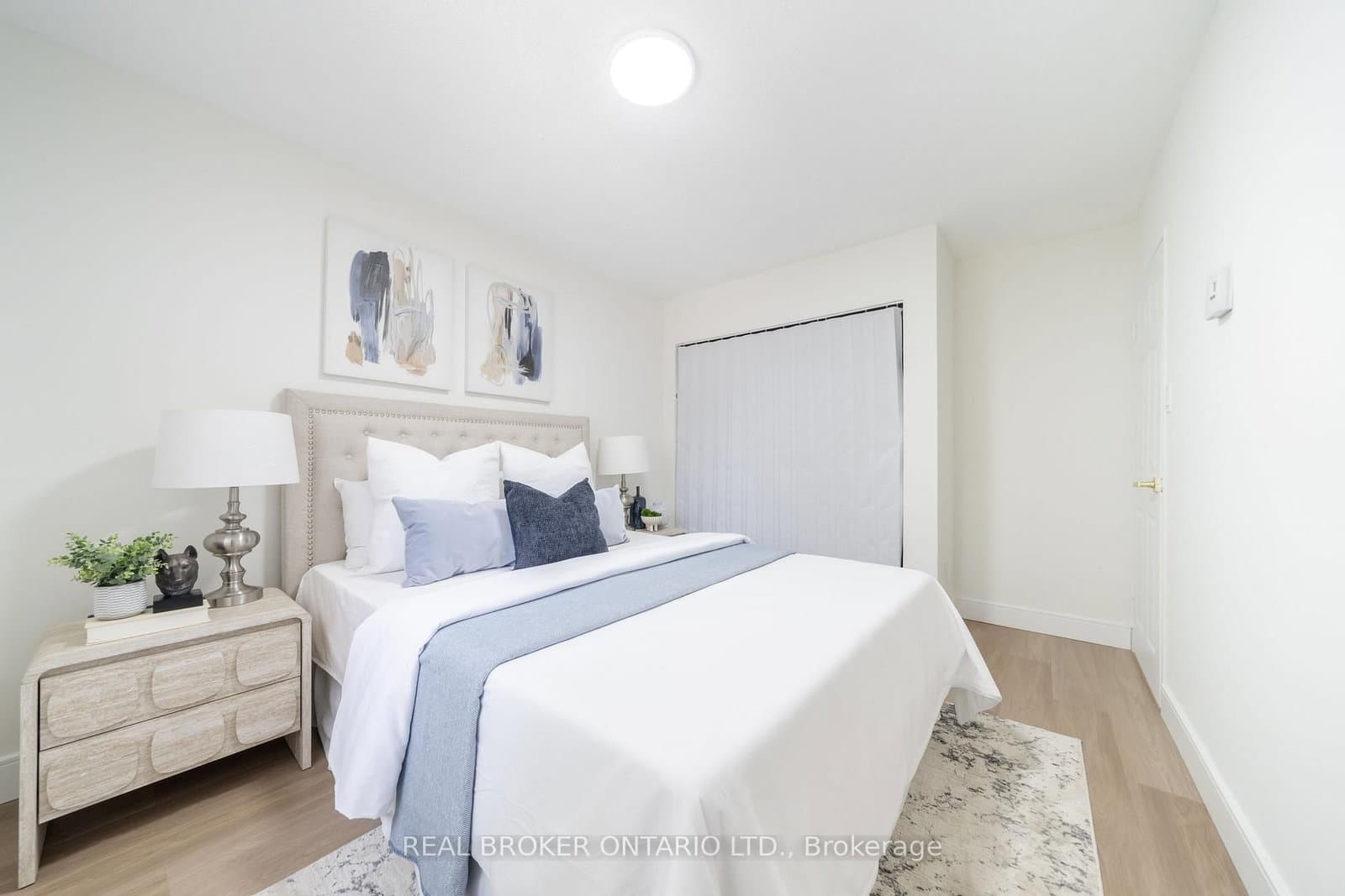 684 Dynes Road, Unit 1 thumbnail 19
