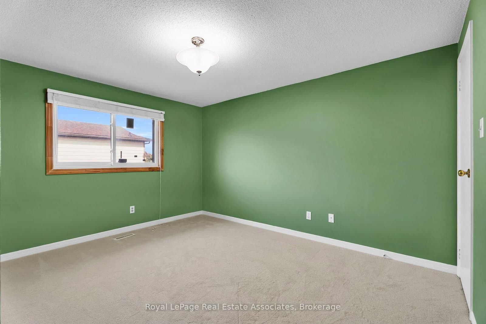 9 Windwood Drive thumbnail 28