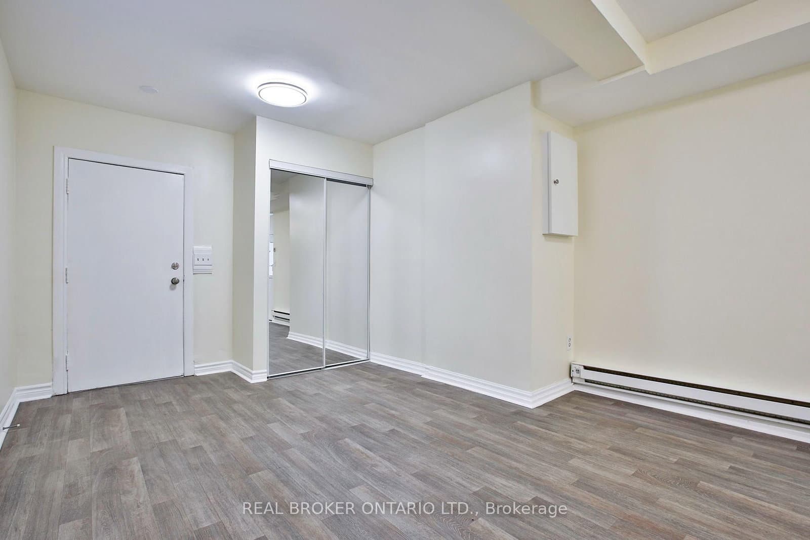 53 Maria Street, Unit 5 - Image 1