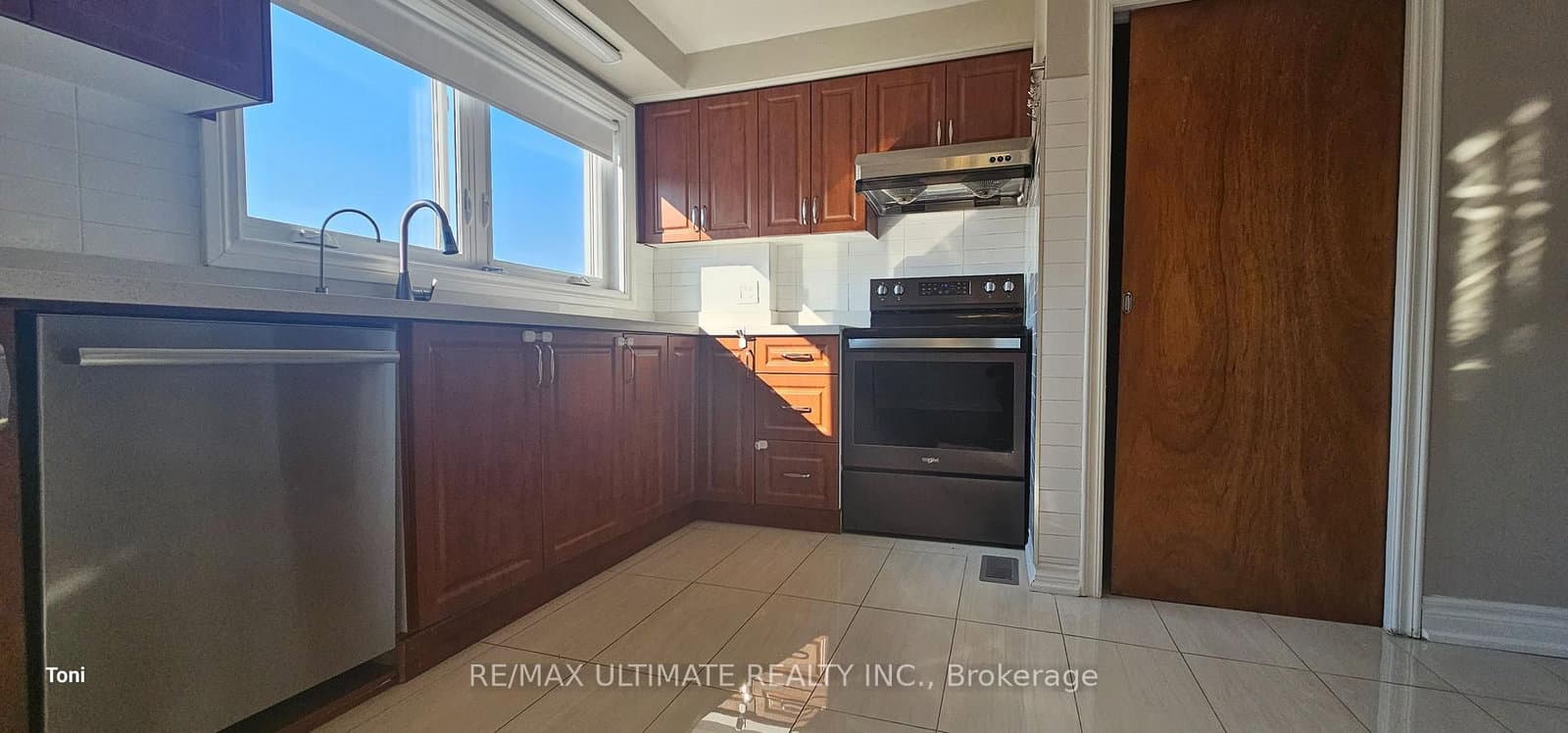 187 Epsom Downs Drive, Unit Main thumbnail 2