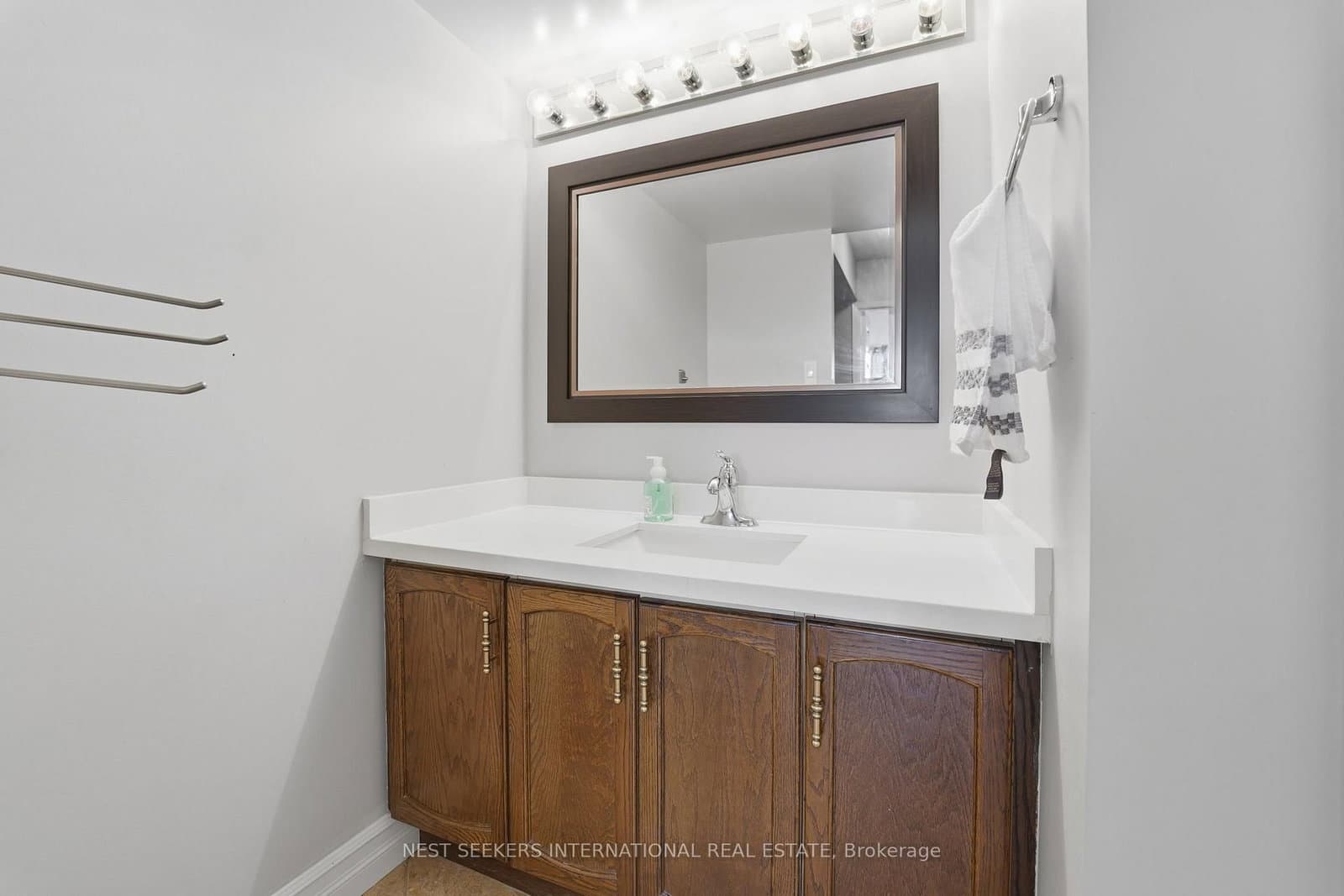 310 Mill Street, Unit 811 thumbnail 14