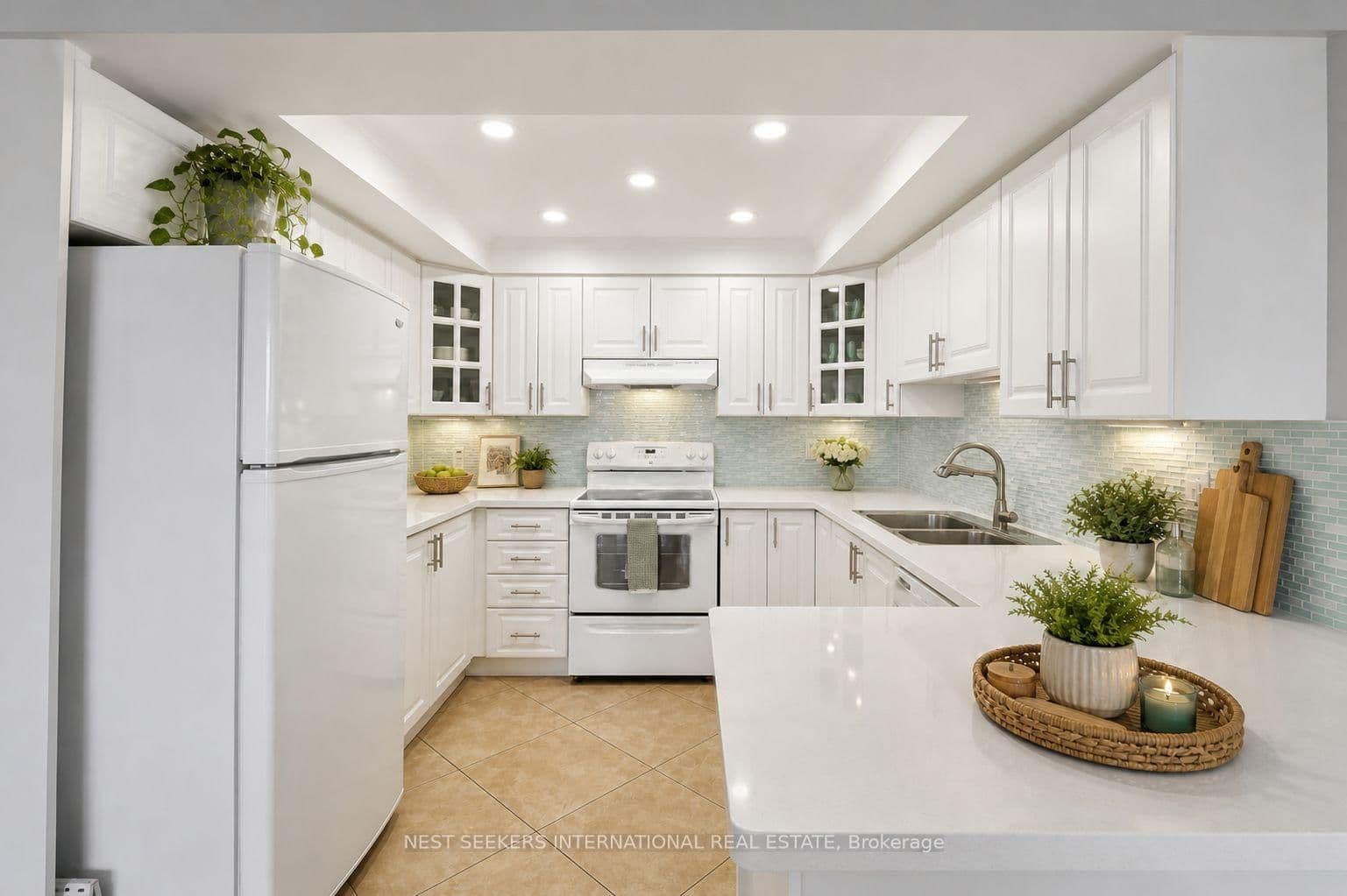 310 Mill Street, Unit 811 thumbnail 6