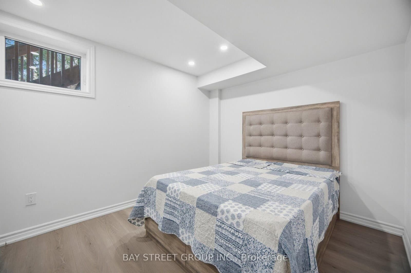 20 Davenfield Circle thumbnail 23
