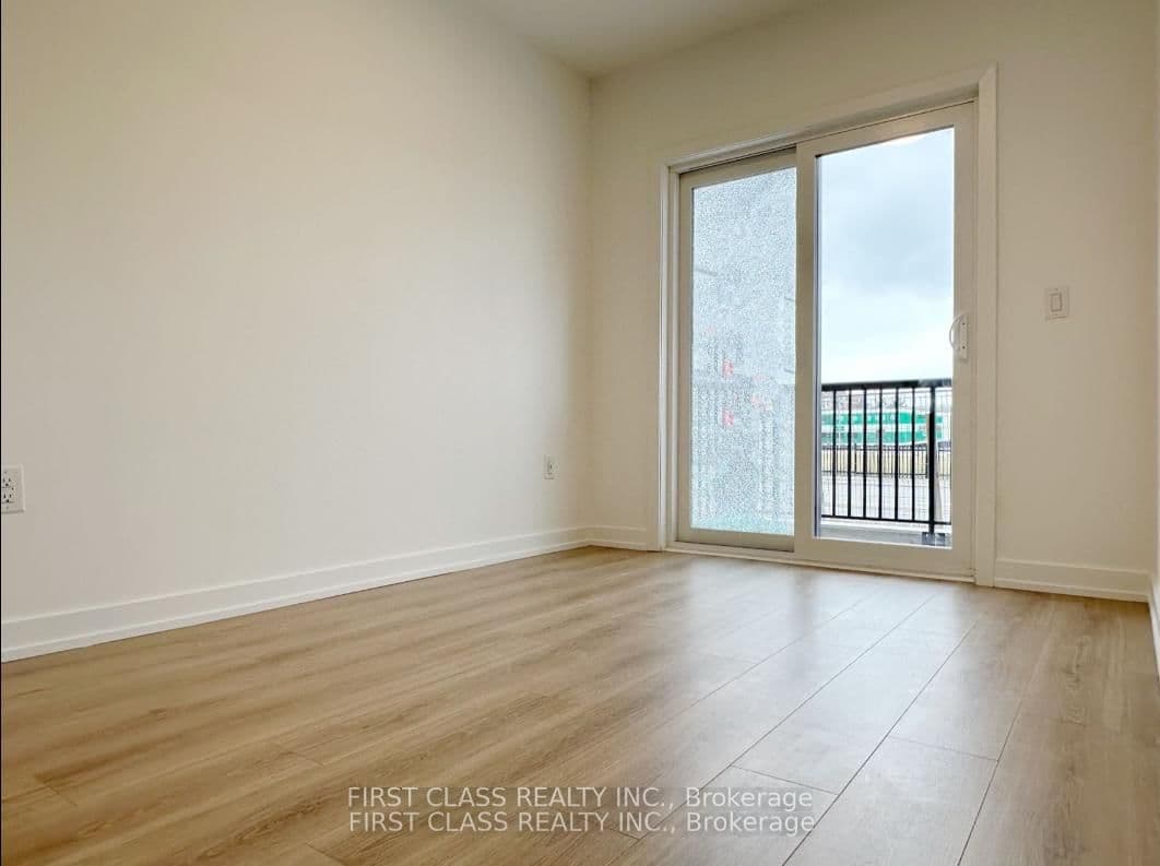 20 Legarfeld Drive, Unit B008 thumbnail 2