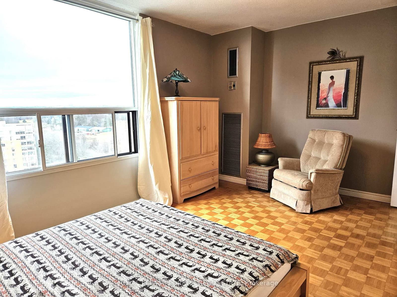 1535 Lakeshore Road E, Unit 1704 thumbnail 14