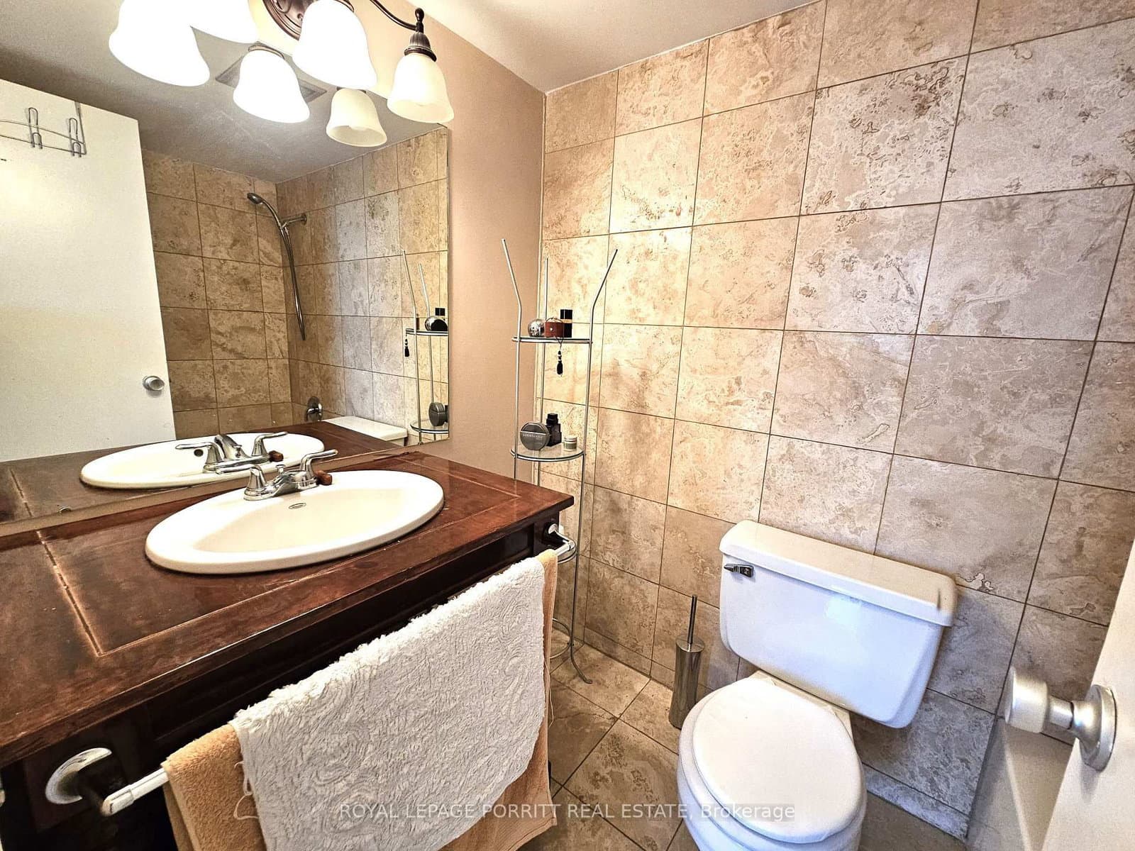 1535 Lakeshore Road E, Unit 1704 thumbnail 16