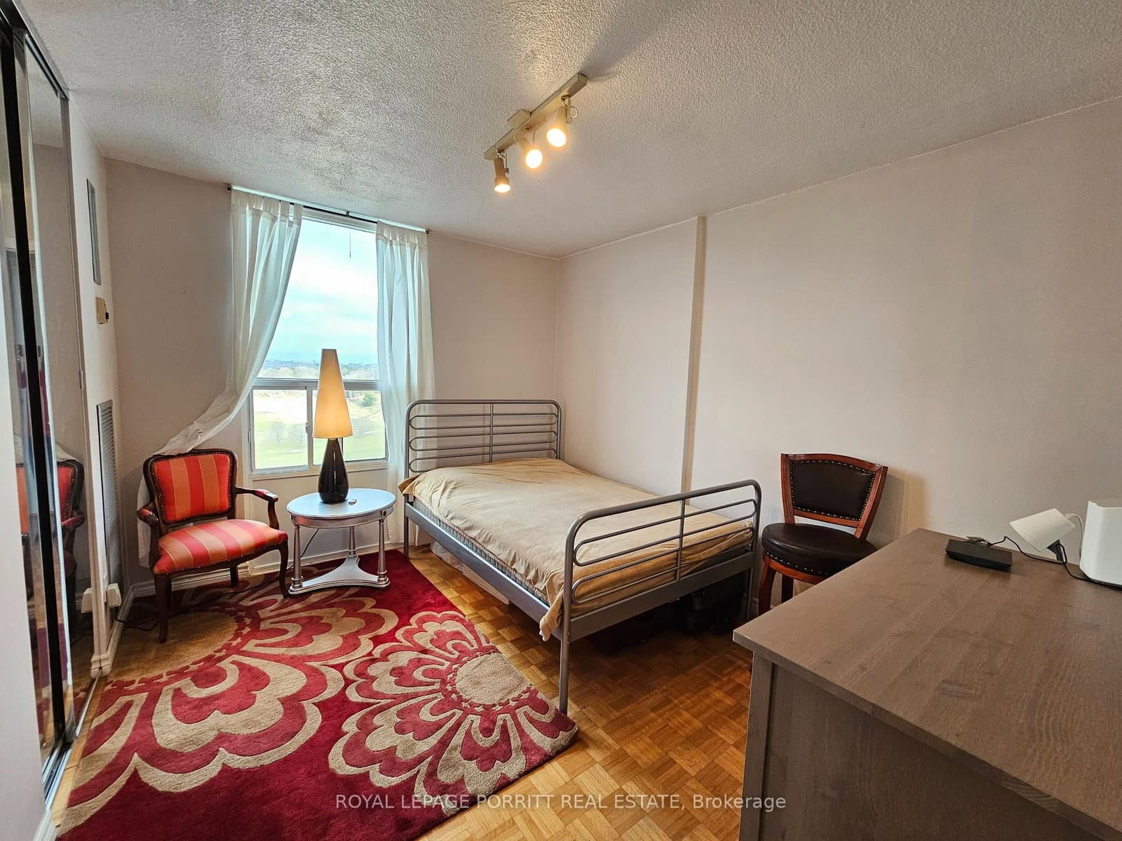 1535 Lakeshore Road E, Unit 1704 thumbnail 18