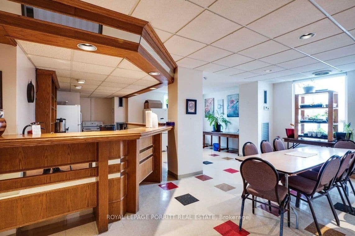 1535 Lakeshore Road E, Unit 1704 thumbnail 29