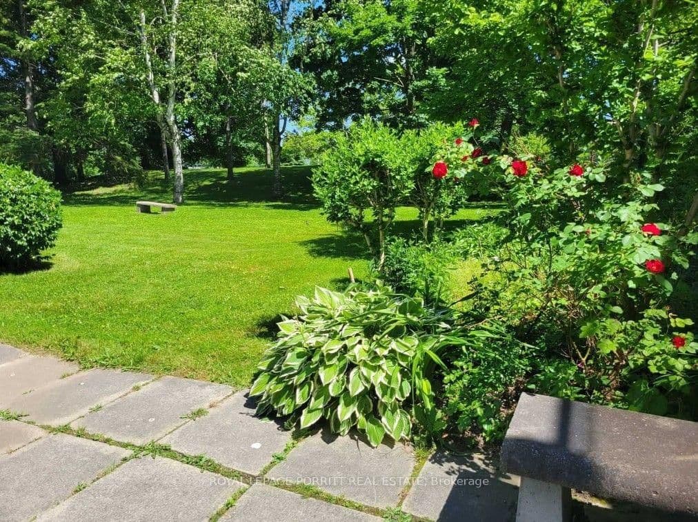 1535 Lakeshore Road E, Unit 1704 thumbnail 32