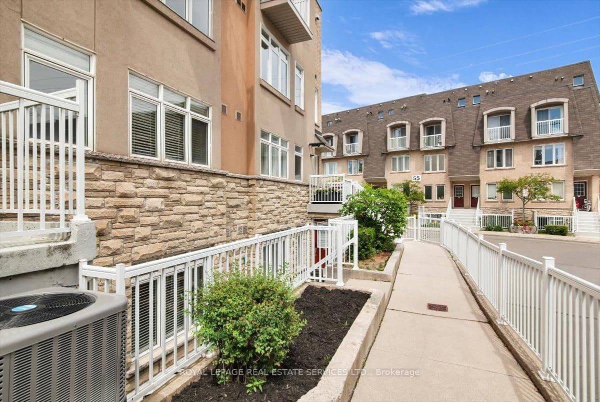 30 Turntable Crescent, Unit 36 thumbnail 23