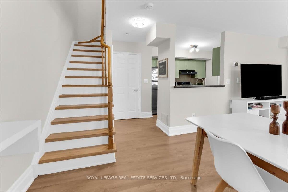 30 Turntable Crescent, Unit 36 thumbnail 9