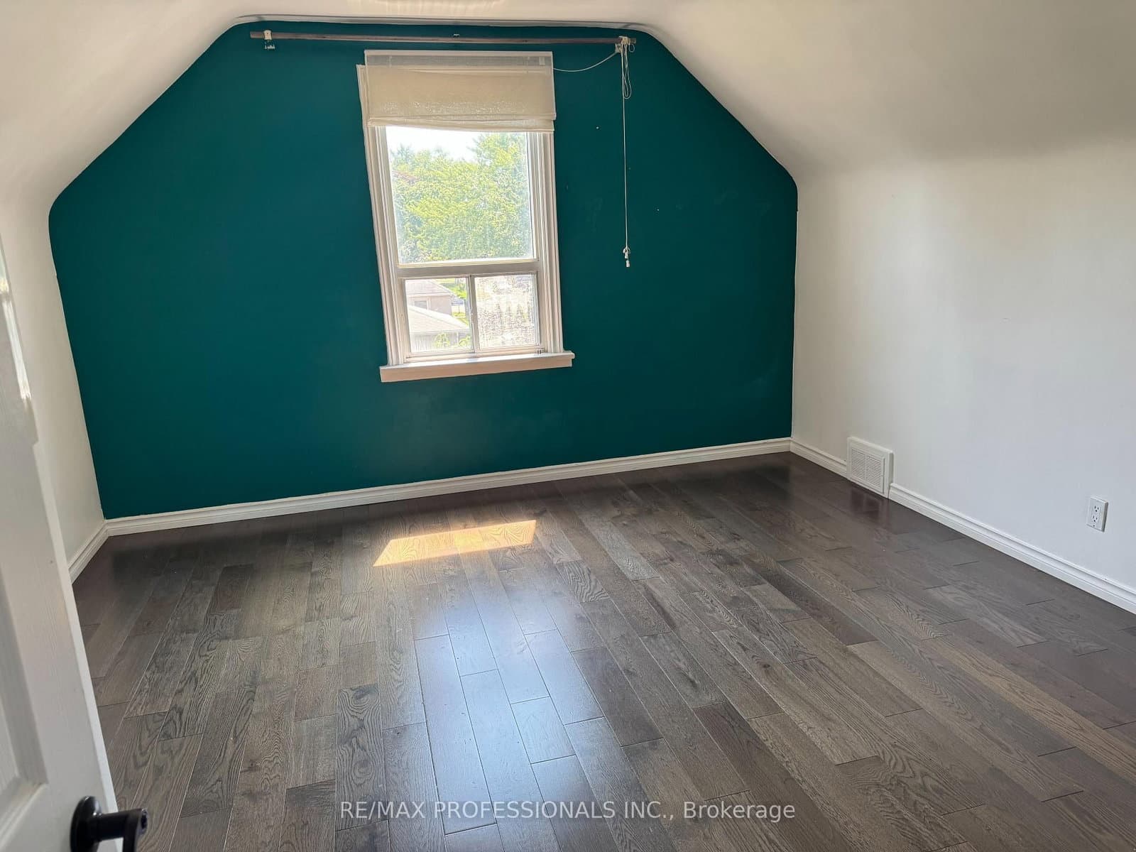 145 Yorkview Drive, Unit Main thumbnail 8