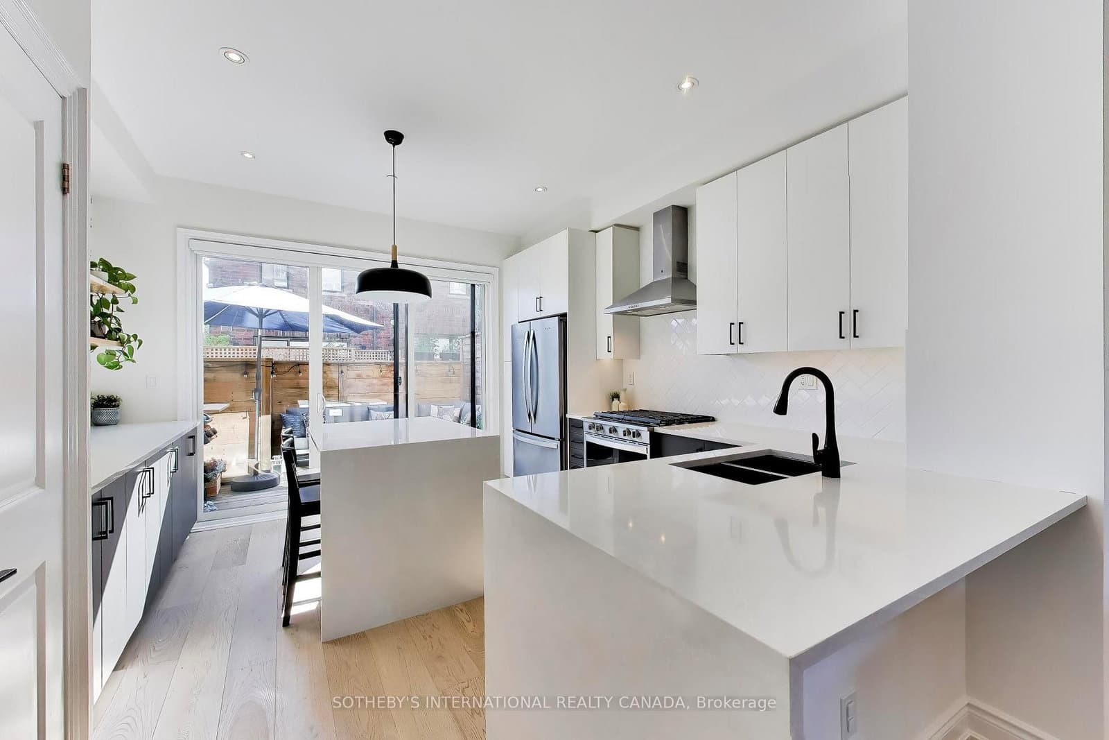 80 Daisy Avenue, Unit 30 thumbnail 2