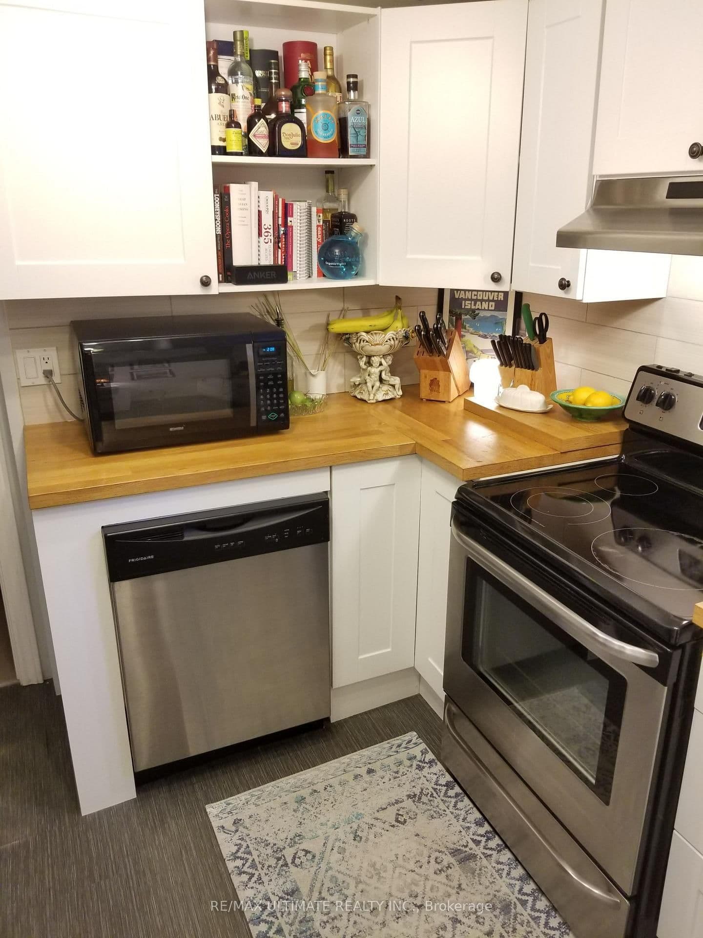 81 Amesbury Drive, Unit Basement thumbnail 11