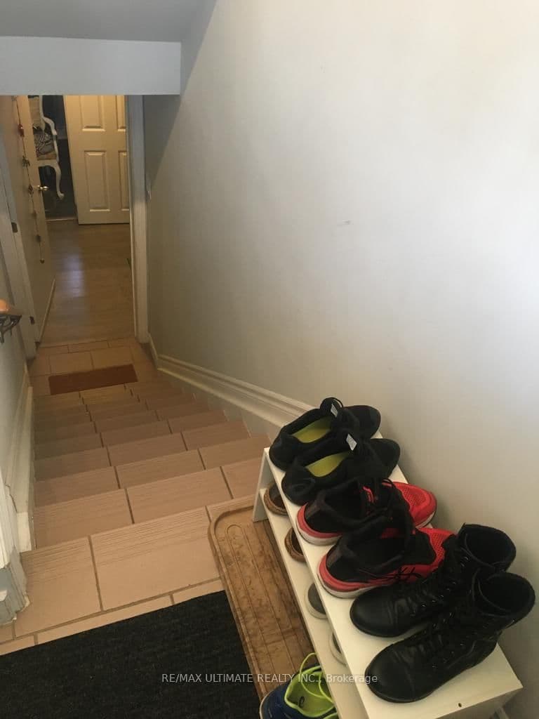 81 Amesbury Drive, Unit Basement thumbnail 12