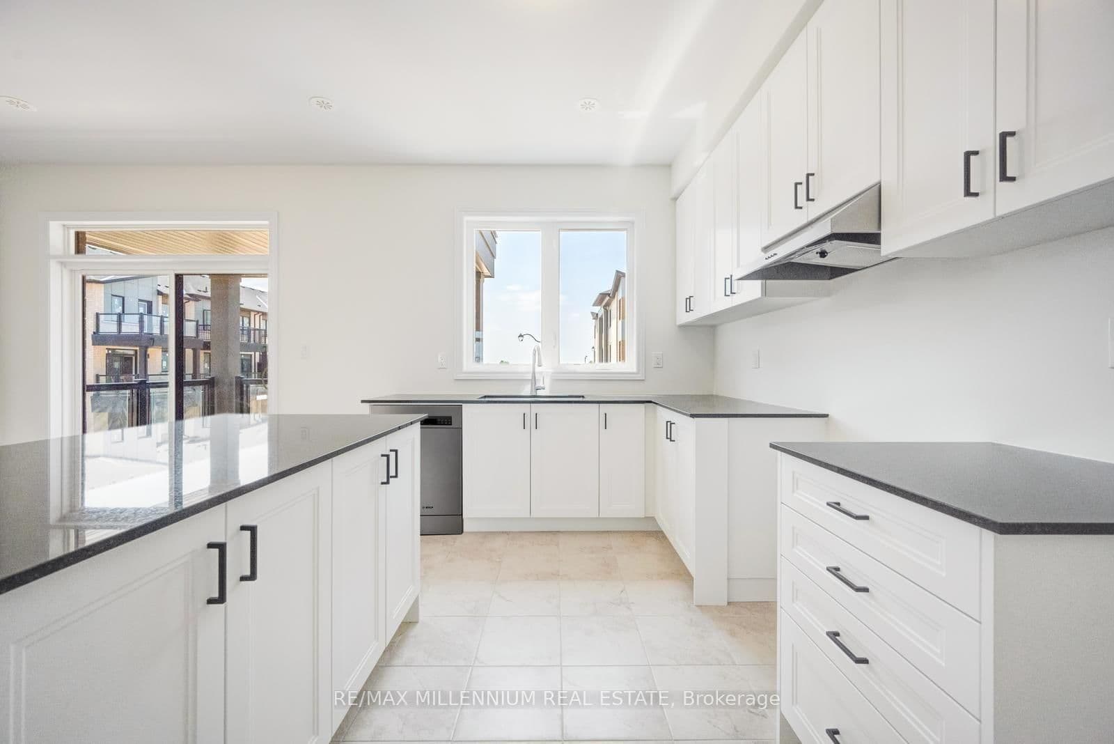 50 Thornbird Crescent, Unit UPPER thumbnail 15
