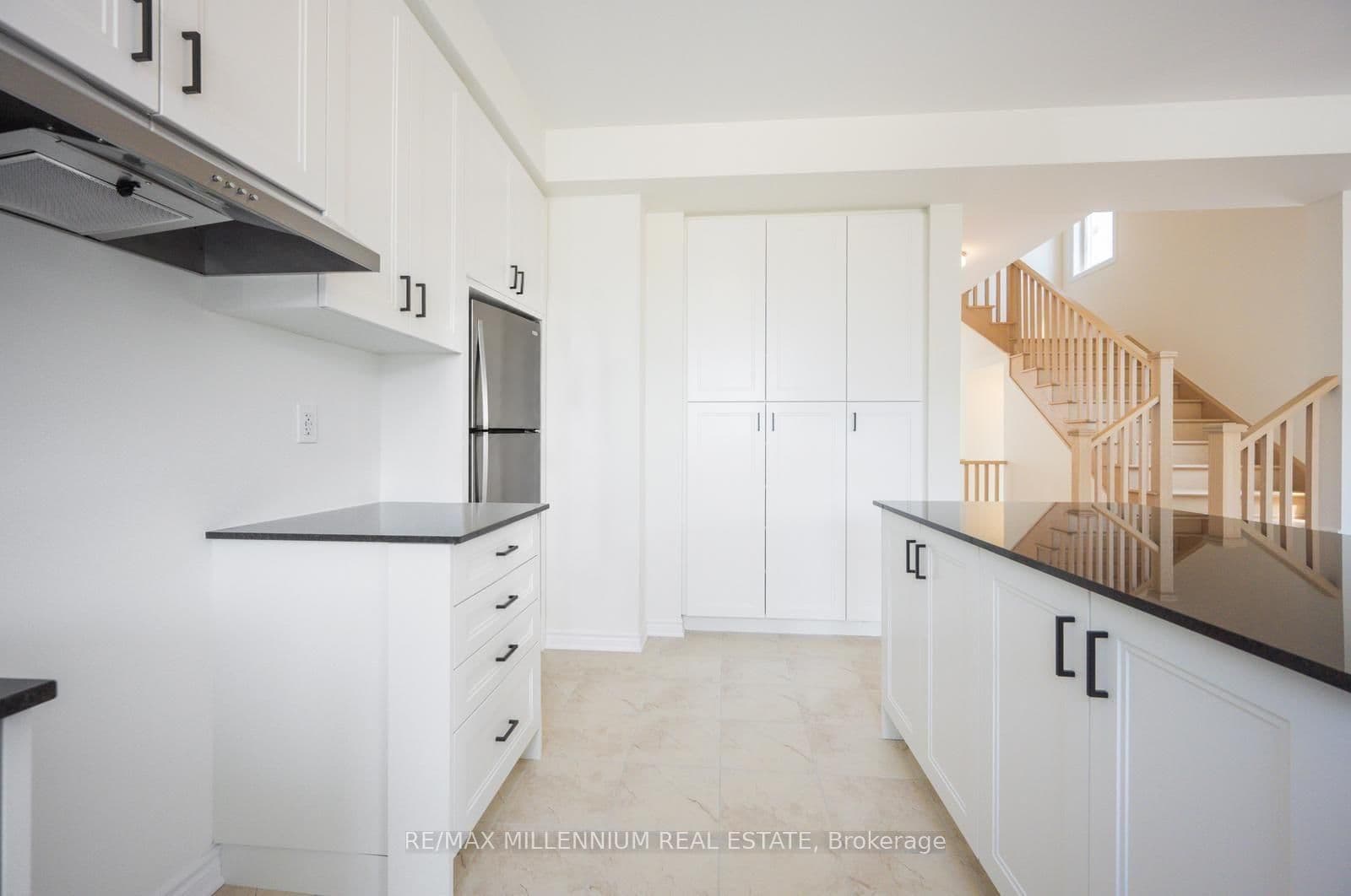 50 Thornbird Crescent, Unit UPPER thumbnail 16