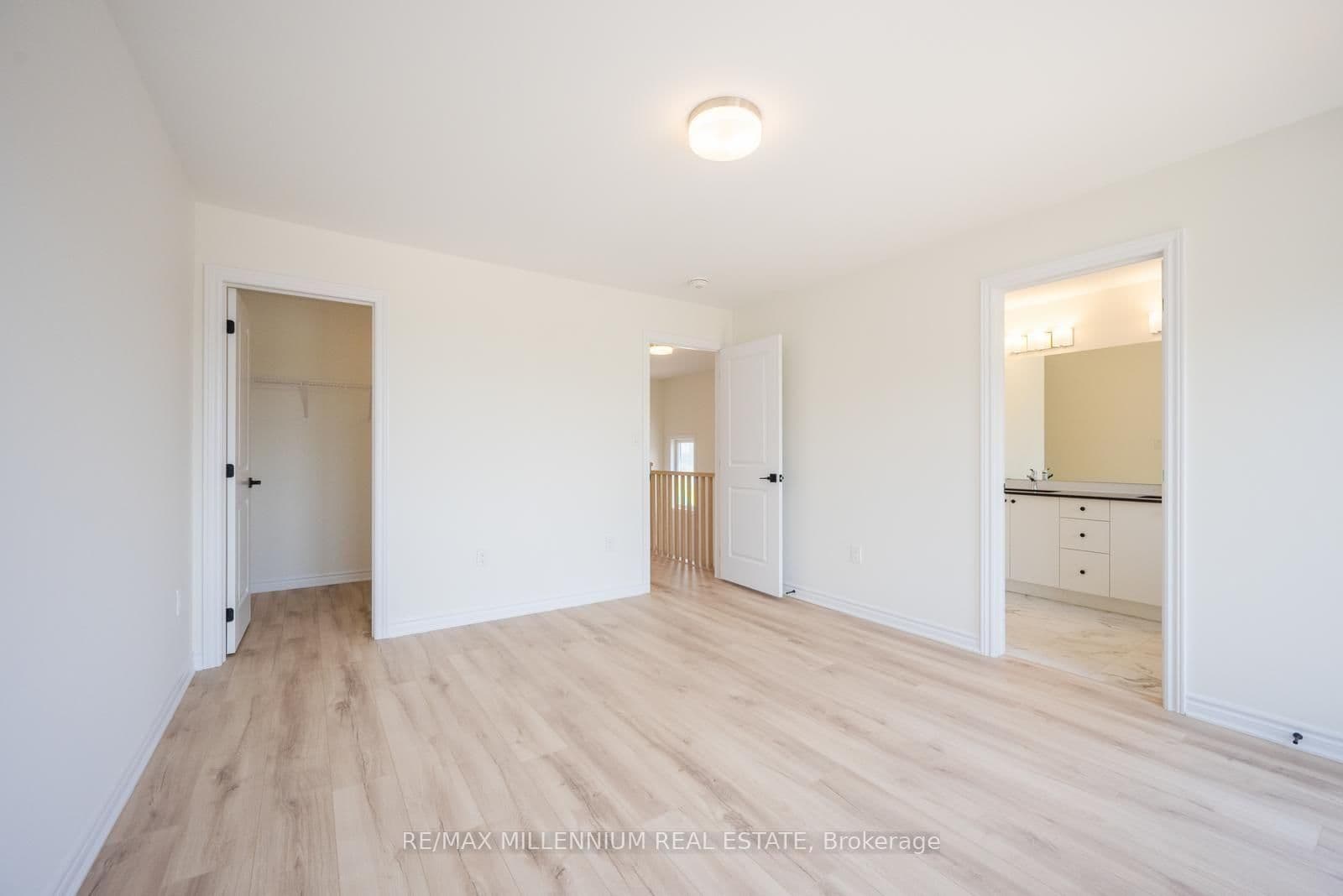 50 Thornbird Crescent, Unit UPPER thumbnail 27