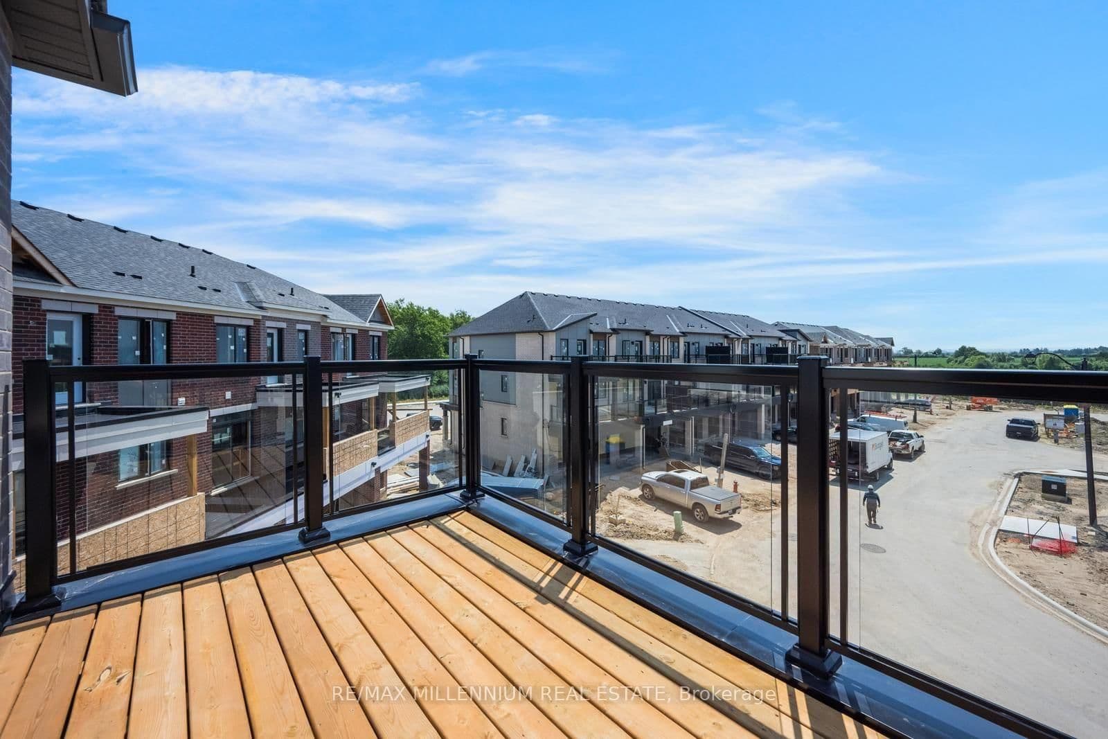 50 Thornbird Crescent, Unit UPPER thumbnail 31