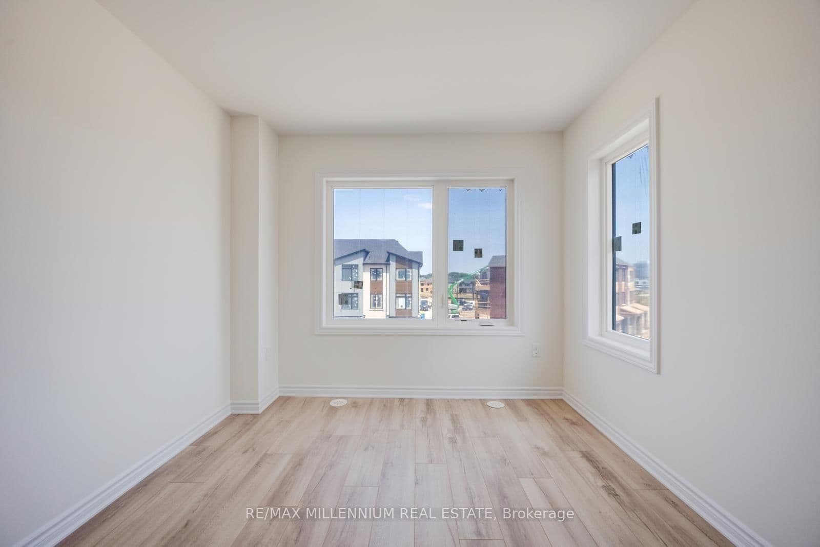 50 Thornbird Crescent, Unit UPPER thumbnail 36