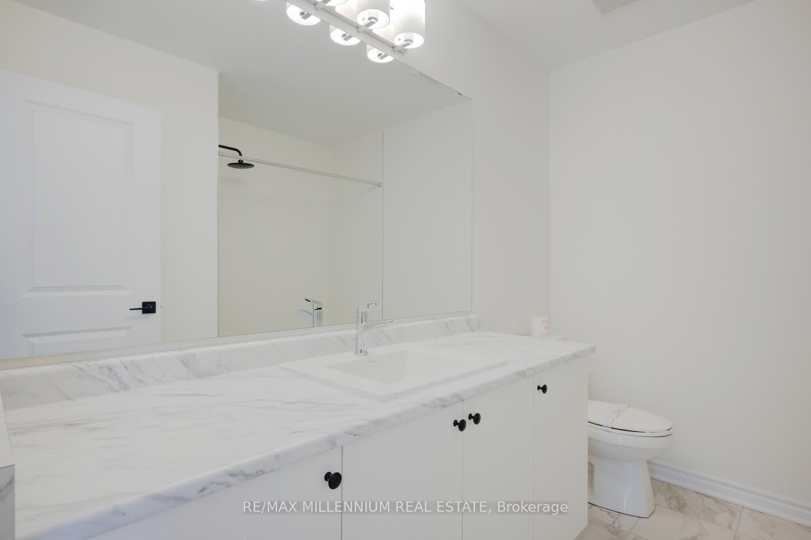 50 Thornbird Crescent, Unit UPPER thumbnail 38