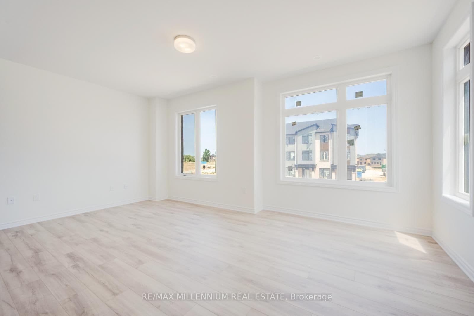 50 Thornbird Crescent, Unit UPPER thumbnail 7