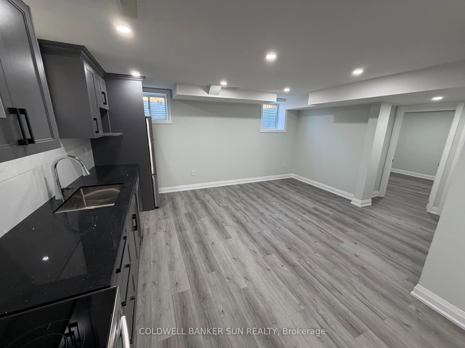 13 Divers Road, Unit Bsmt thumbnail 7