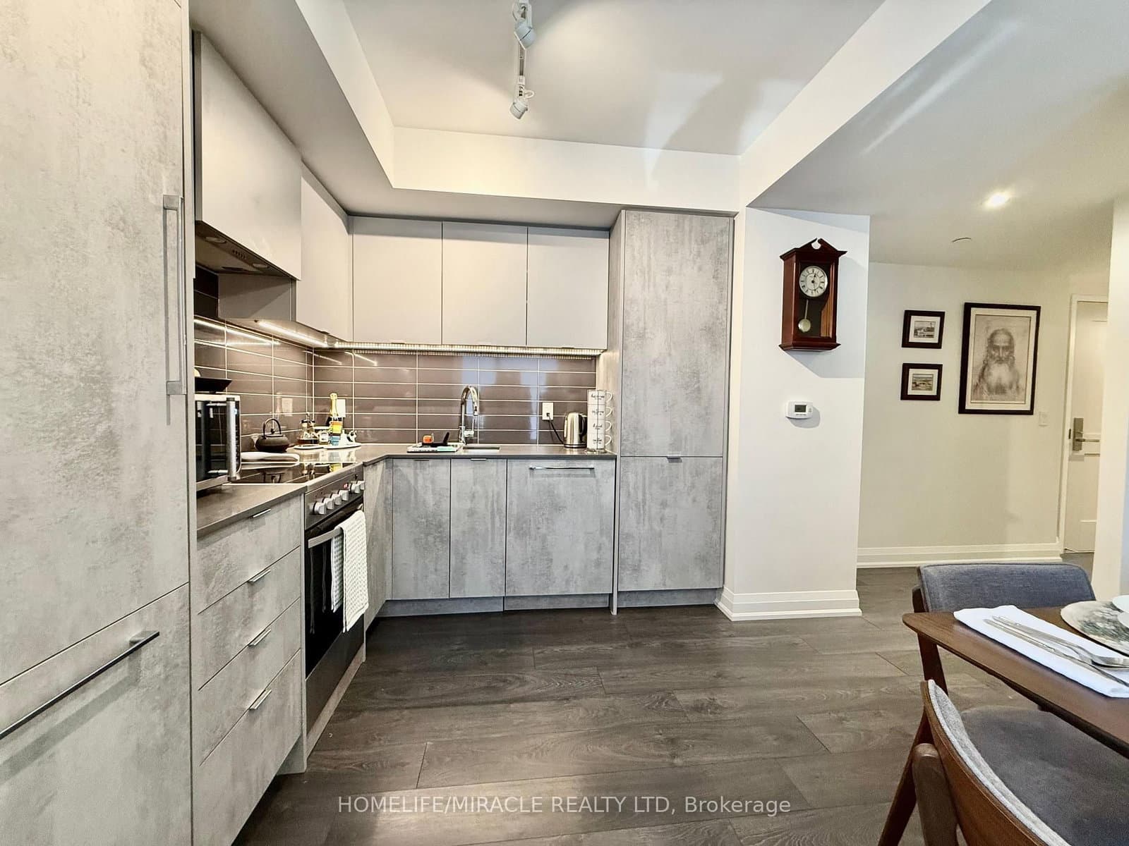 26 Gibbs Road, Unit 543 thumbnail 14