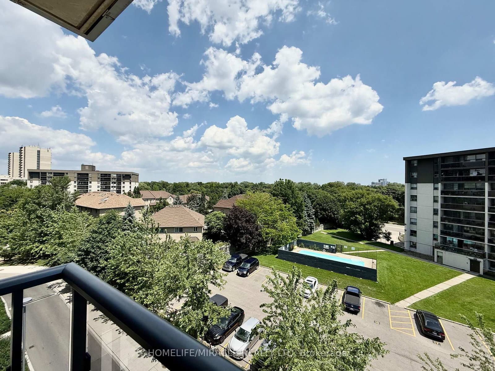 26 Gibbs Road, Unit 543 thumbnail 3