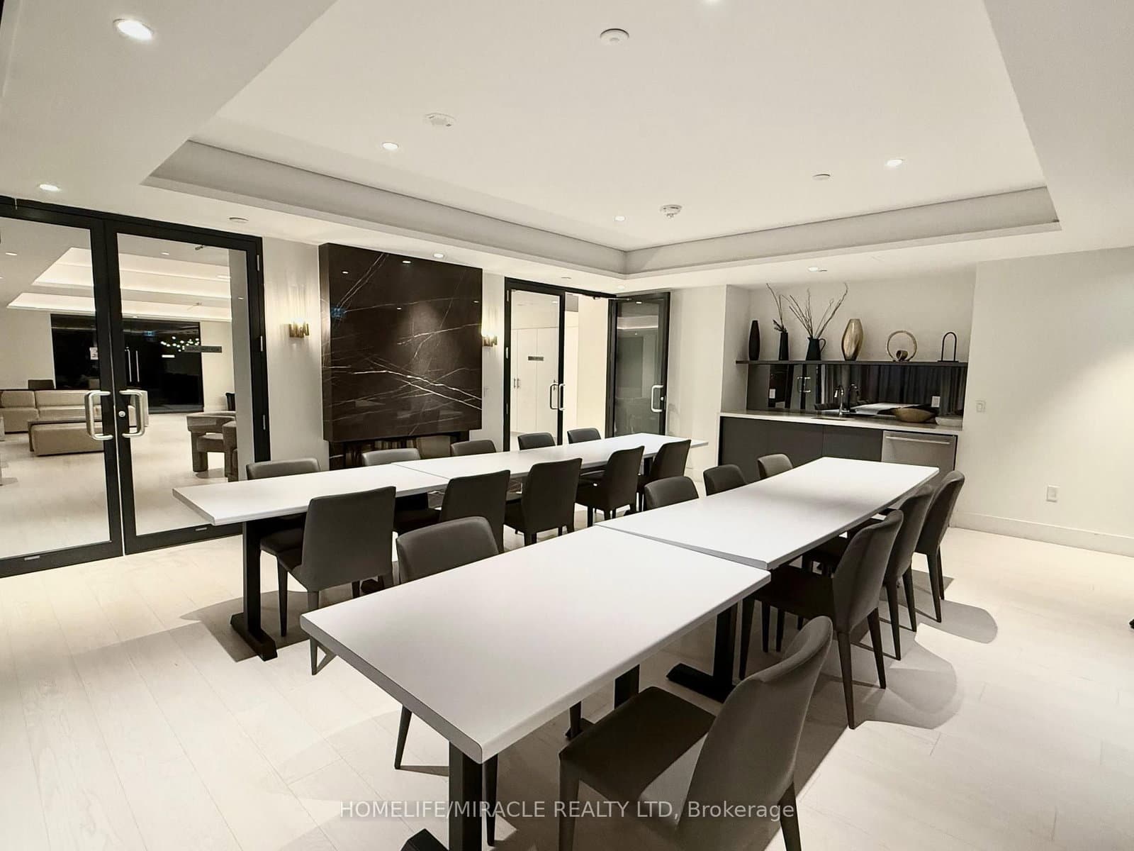 26 Gibbs Road, Unit 543 thumbnail 38